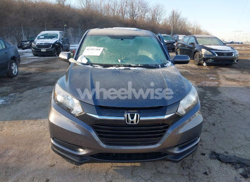 Photo 12 of 2018 Honda Hr-v LX (VIN 3CZRU6H32JG714779)