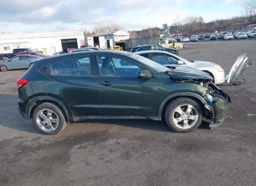 Photo 13 of 2018 Honda Hr-v LX (VIN 3CZRU6H32JM703590)