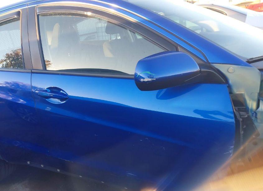 Photo 14 of 2018 Honda Hr-v LX (VIN 3CZRU6H32JM712449)