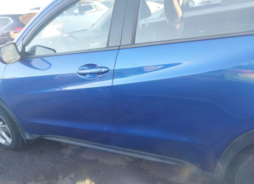 Photo 15 of 2018 Honda Hr-v LX (VIN 3CZRU6H32JM712449)