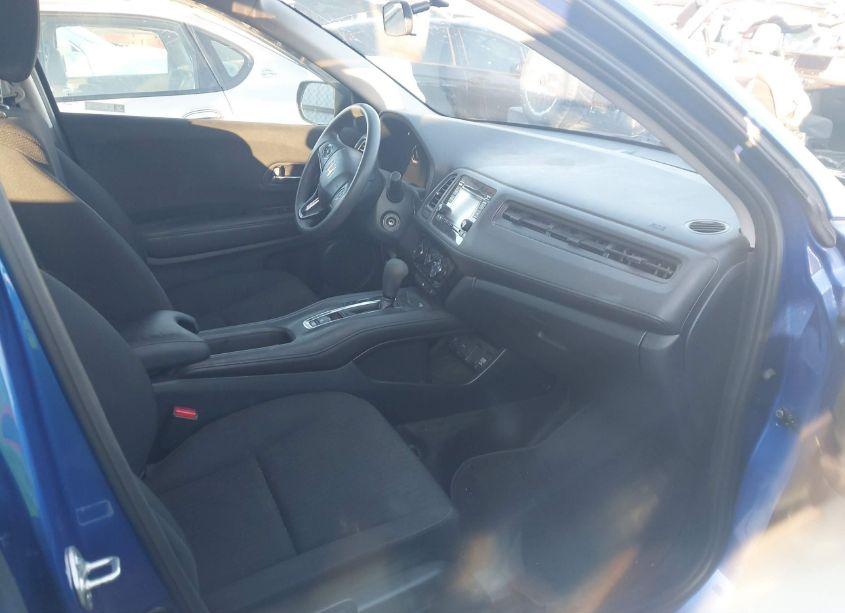 Photo 5 of 2018 Honda Hr-v LX (VIN 3CZRU6H32JM712449)