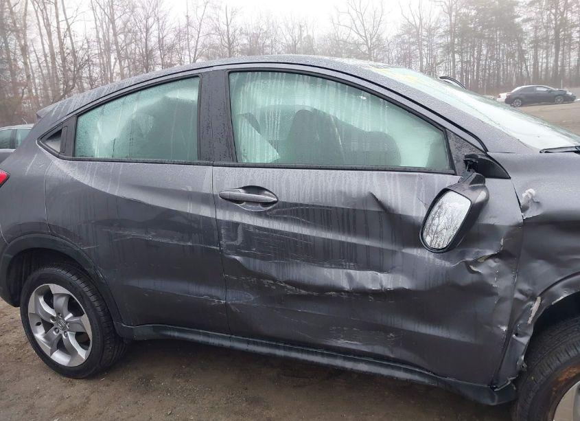 Photo 17 of 2019 Honda Hr-v LX (VIN 3CZRU6H32KG716694)