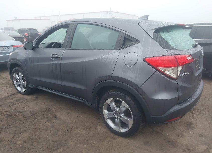 Photo 3 of 2019 Honda Hr-v LX (VIN 3CZRU6H32KG716694)