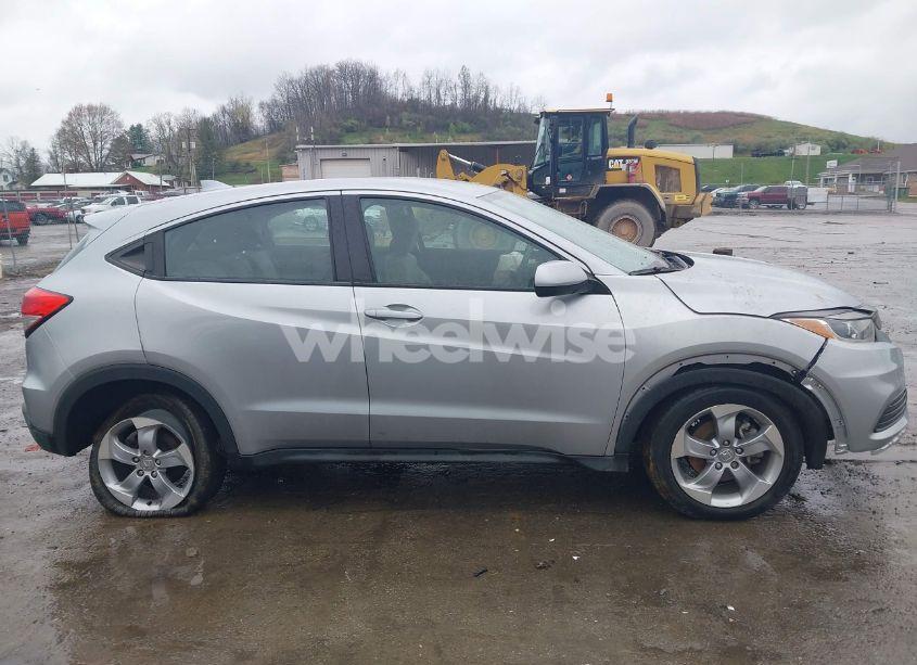 Photo 13 of 2020 Honda Hr-v AWD LX (VIN 3CZRU6H32LM709800)