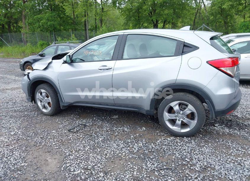 Photo 14 of 2021 Honda Hr-v AWD LX (VIN 3CZRU6H32MM716117)