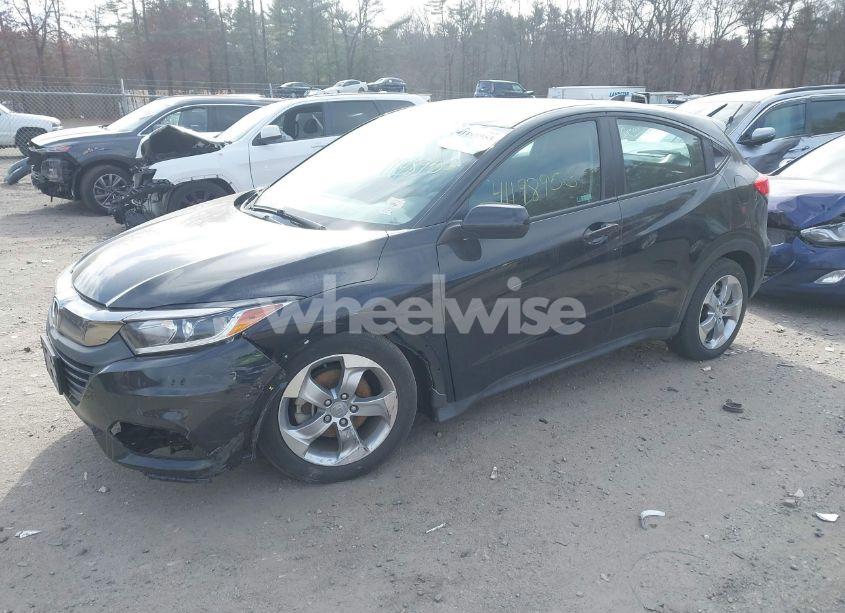 Photo 2 of 2021 Honda Hr-v AWD LX (VIN 3CZRU6H32MM732561)