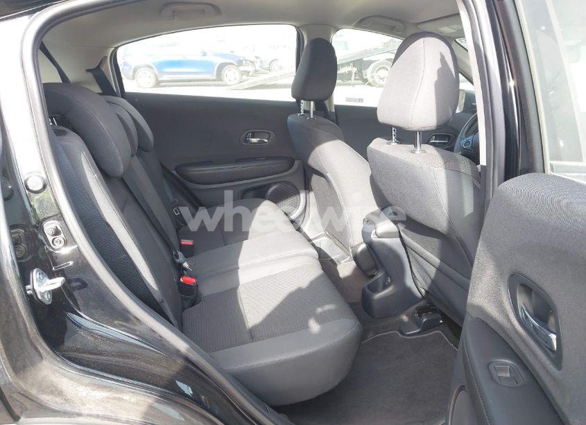 Photo 8 of 2021 Honda Hr-v AWD LX (VIN 3CZRU6H32MM732561)