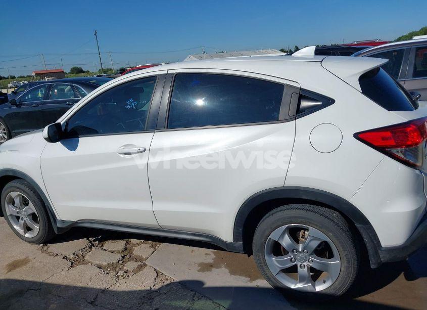 Photo 14 of 2021 Honda Hr-v AWD LX (VIN 3CZRU6H32MM742703)