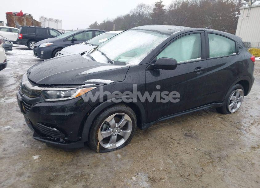 Photo 2 of 2021 Honda Hr-v AWD LX (VIN 3CZRU6H32MM747657)