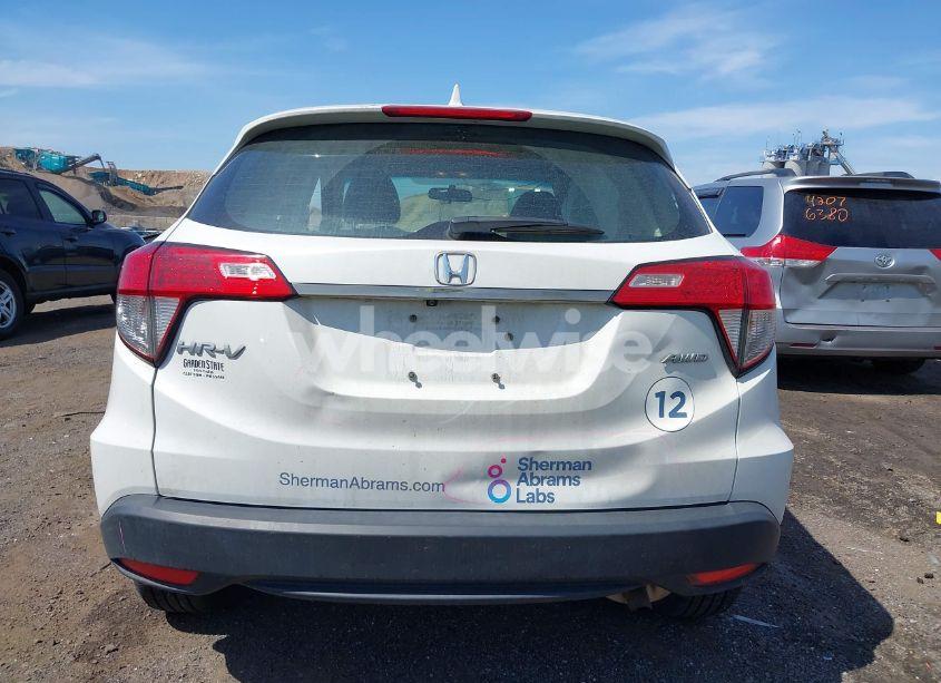 Photo 16 of 2022 Honda Hr-v AWD LX (VIN 3CZRU6H32NM706902)