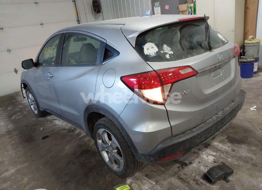 Photo 3 of 2022 Honda Hr-v AWD LX (VIN 3CZRU6H32NM720377)