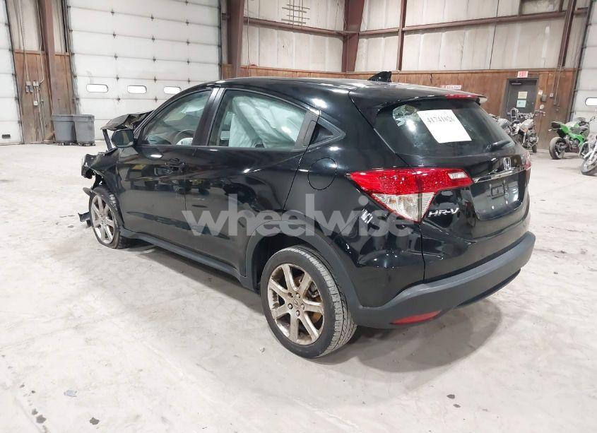 Photo 3 of 2022 Honda Hr-v AWD LX (VIN 3CZRU6H32NM730973)
