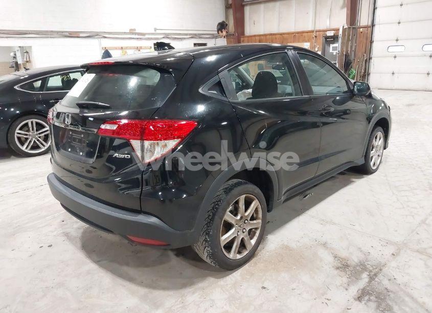 Photo 4 of 2022 Honda Hr-v AWD LX (VIN 3CZRU6H32NM730973)