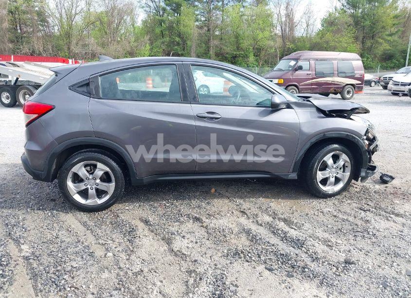 Photo 13 of 2022 Honda Hr-v AWD LX (VIN 3CZRU6H32NM753749)