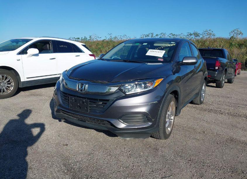 Photo 2 of 2022 Honda Hr-v AWD LX (VIN 3CZRU6H32NM754562)