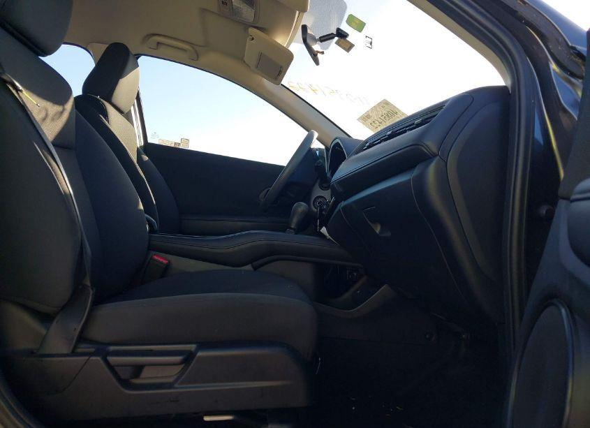 Photo 5 of 2022 Honda Hr-v AWD LX (VIN 3CZRU6H32NM754562)