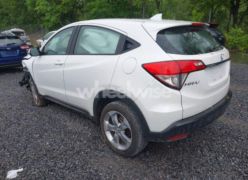 Photo 3 of 2022 Honda Hr-v AWD LX (VIN 3CZRU6H32NM768901)