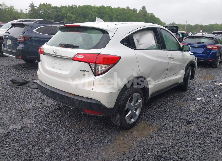 Photo 4 of 2022 Honda Hr-v AWD LX (VIN 3CZRU6H32NM768901)