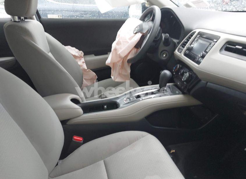 Photo 5 of 2022 Honda Hr-v AWD LX (VIN 3CZRU6H32NM768901)