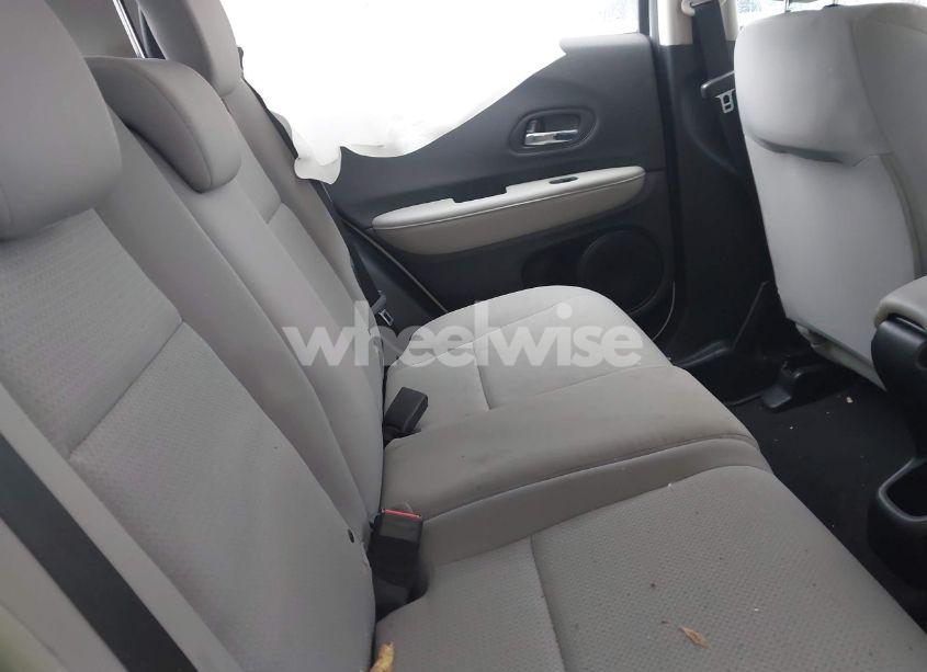 Photo 8 of 2022 Honda Hr-v AWD LX (VIN 3CZRU6H32NM768901)