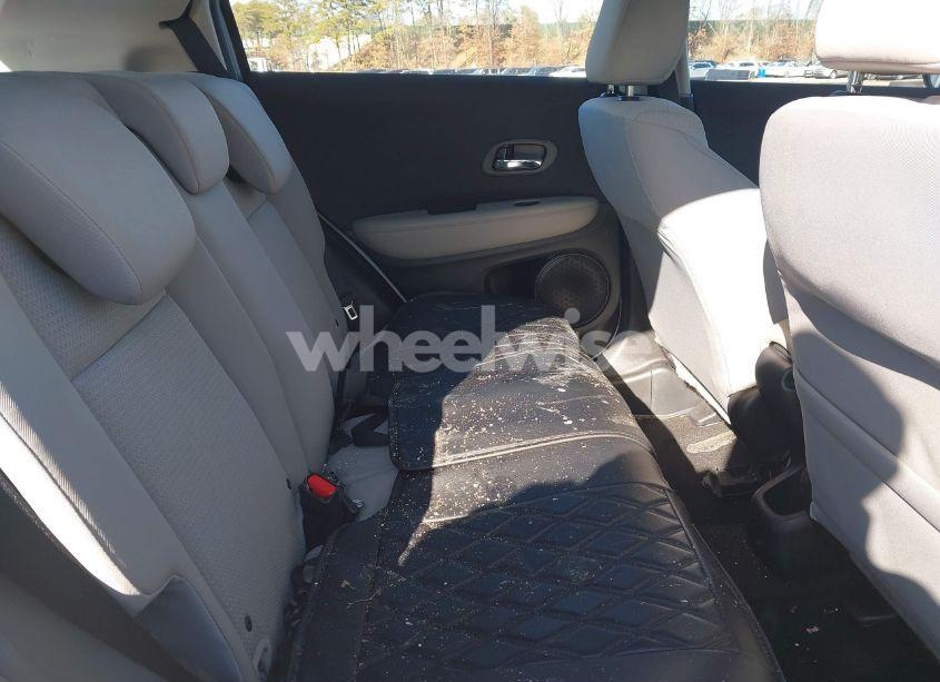 Photo 8 of 2022 Honda Hr-v AWD LX (VIN 3CZRU6H32NM771524)