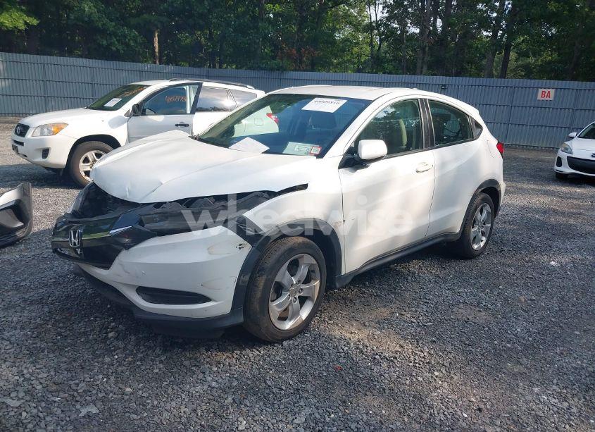 Photo 2 of 2016 Honda Hr-v LX (VIN 3CZRU6H33GM711710)