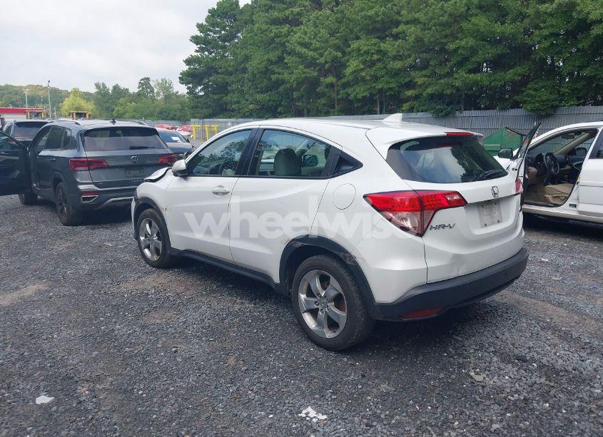 Photo 3 of 2016 Honda Hr-v LX (VIN 3CZRU6H33GM711710)