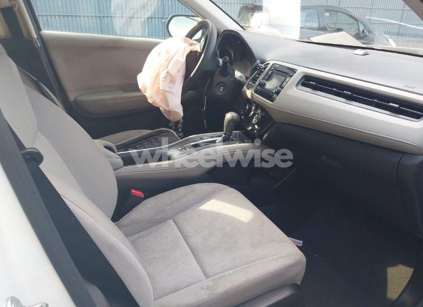 Photo 5 of 2016 Honda Hr-v LX (VIN 3CZRU6H33GM711710)