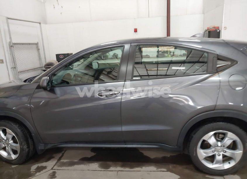 Photo 15 of 2016 Honda Hr-v LX (VIN 3CZRU6H33GM752533)