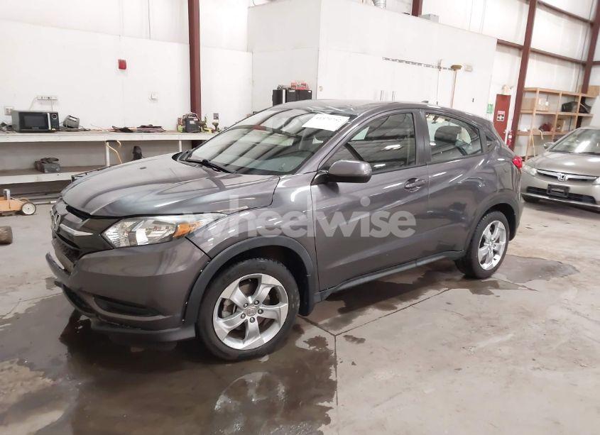 Photo 2 of 2016 Honda Hr-v LX (VIN 3CZRU6H33GM752533)