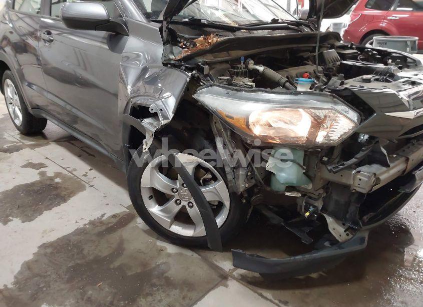 Photo 6 of 2016 Honda Hr-v LX (VIN 3CZRU6H33GM752533)