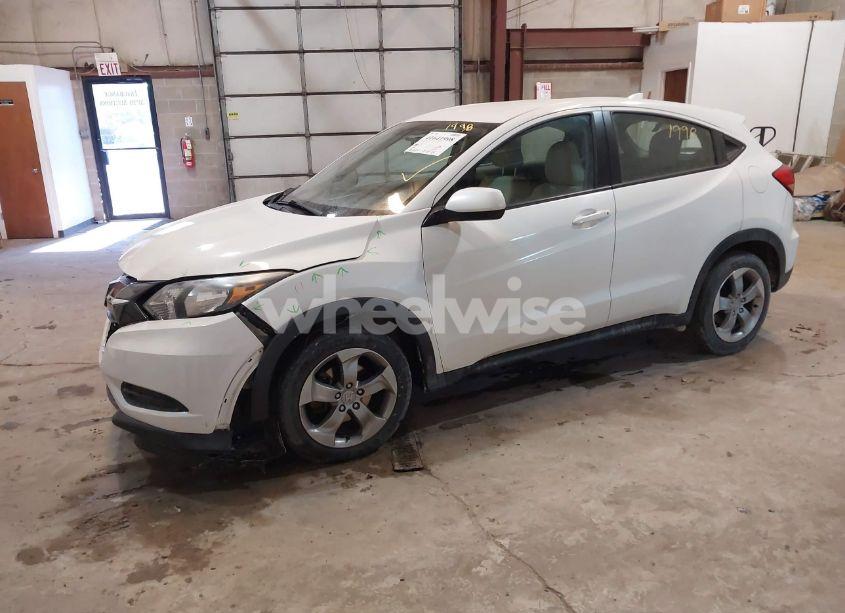 Photo 2 of 2016 Honda Hr-v LX (VIN 3CZRU6H33GM767064)