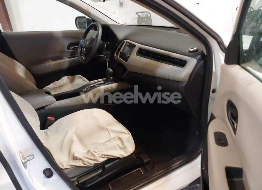 Photo 5 of 2016 Honda Hr-v LX (VIN 3CZRU6H33GM767064)