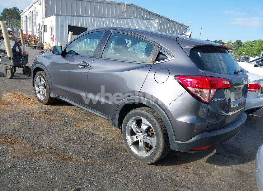 Photo 3 of 2018 Honda Hr-v LX (VIN 3CZRU6H33JG706738)