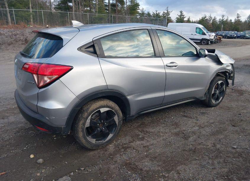 Photo 4 of 2018 Honda Hr-v LX (VIN 3CZRU6H33JG709820)