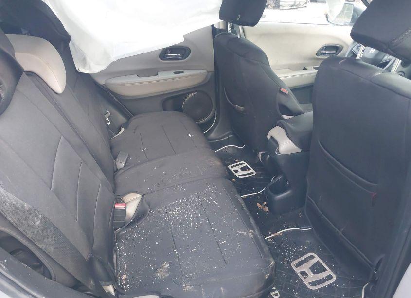 Photo 8 of 2018 Honda Hr-v LX (VIN 3CZRU6H33JG709820)