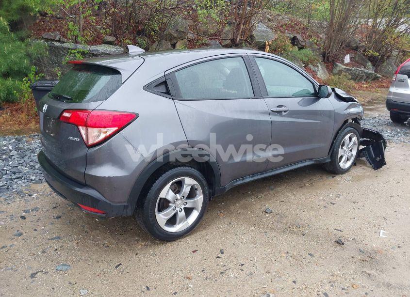 Photo 4 of 2018 Honda Hr-v LX (VIN 3CZRU6H33JM722794)