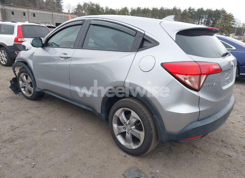 Photo 3 of 2018 Honda Hr-v LX (VIN 3CZRU6H33JM728742)