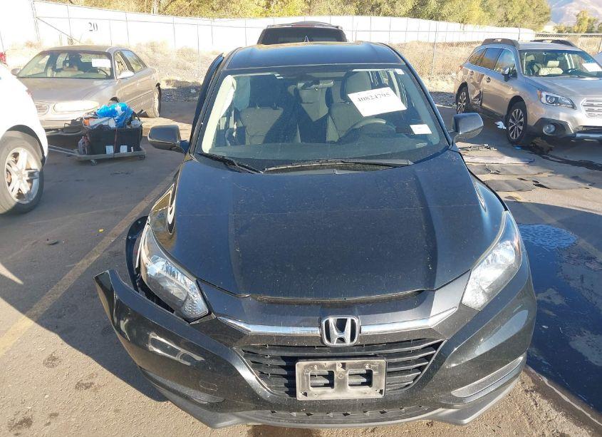 Photo 12 of 2018 Honda Hr-v LX (VIN 3CZRU6H33JM730023)