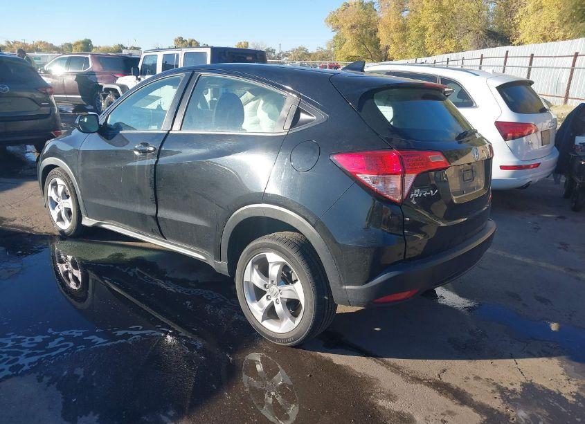 Photo 3 of 2018 Honda Hr-v LX (VIN 3CZRU6H33JM730023)