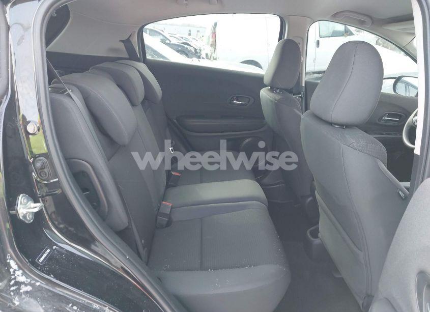 Photo 8 of 2019 Honda Hr-v LX (VIN 3CZRU6H33KG724920)