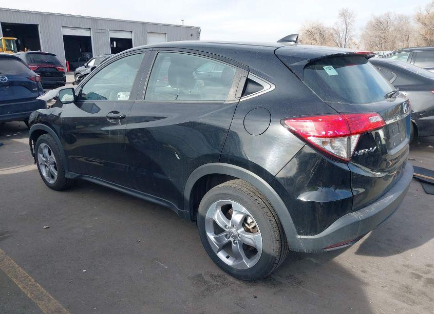 Photo 3 of 2019 Honda Hr-v LX (VIN 3CZRU6H33KG732564)