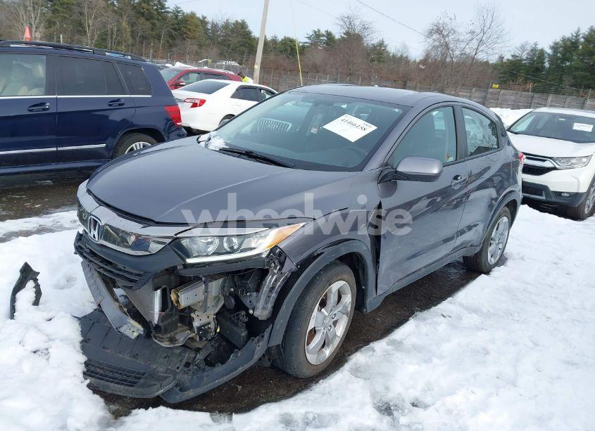 Photo 2 of 2020 Honda Hr-v AWD LX (VIN 3CZRU6H33LM716593)