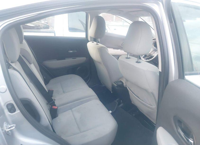 Photo 8 of 2020 Honda Hr-v AWD LX (VIN 3CZRU6H33LM721969)