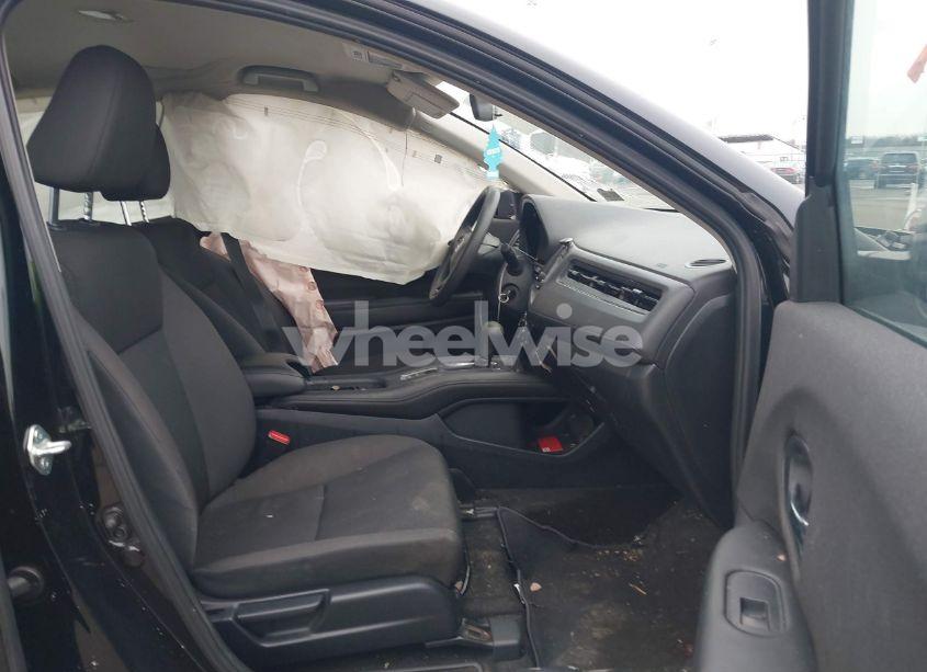 Photo 5 of 2021 Honda Hr-v AWD LX (VIN 3CZRU6H33MM723755)