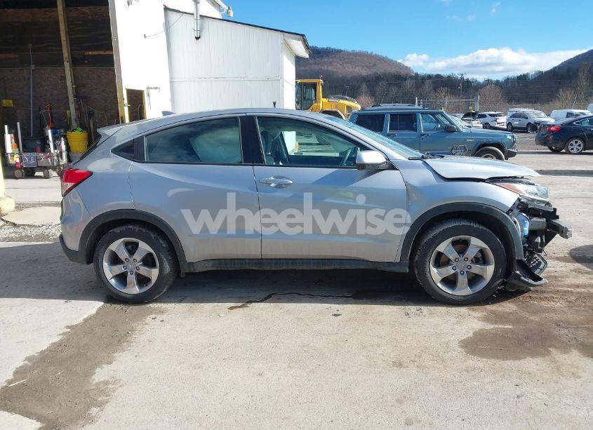 Photo 14 of 2021 Honda Hr-v AWD LX (VIN 3CZRU6H33MM753046)