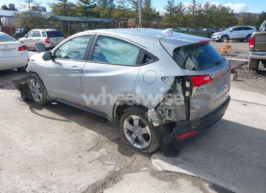 Photo 3 of 2021 Honda Hr-v AWD LX (VIN 3CZRU6H33MM753046)