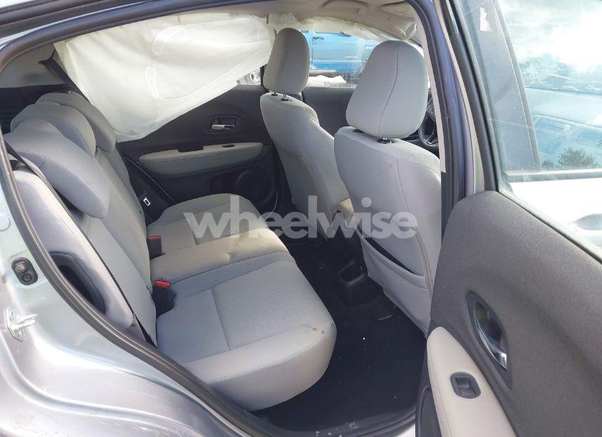 Photo 8 of 2021 Honda Hr-v AWD LX (VIN 3CZRU6H33MM753046)