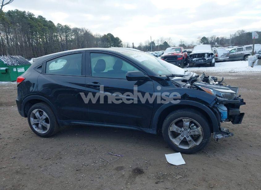 Photo 12 of 2022 Honda Hr-v AWD LX (VIN 3CZRU6H33NM703667)