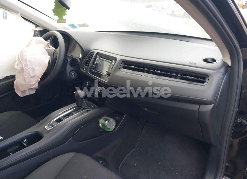 Photo 5 of 2022 Honda Hr-v AWD LX (VIN 3CZRU6H33NM703667)